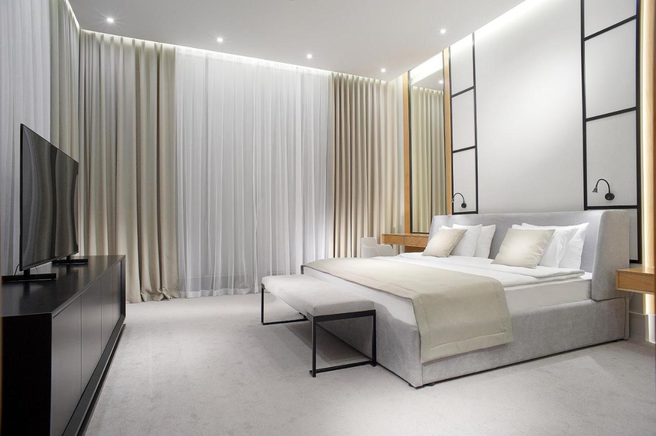 Neos Hotel Astana Eksteriør billede