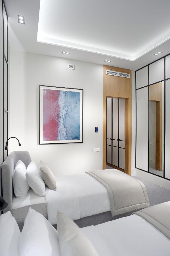 Neos Hotel Astana Eksteriør billede