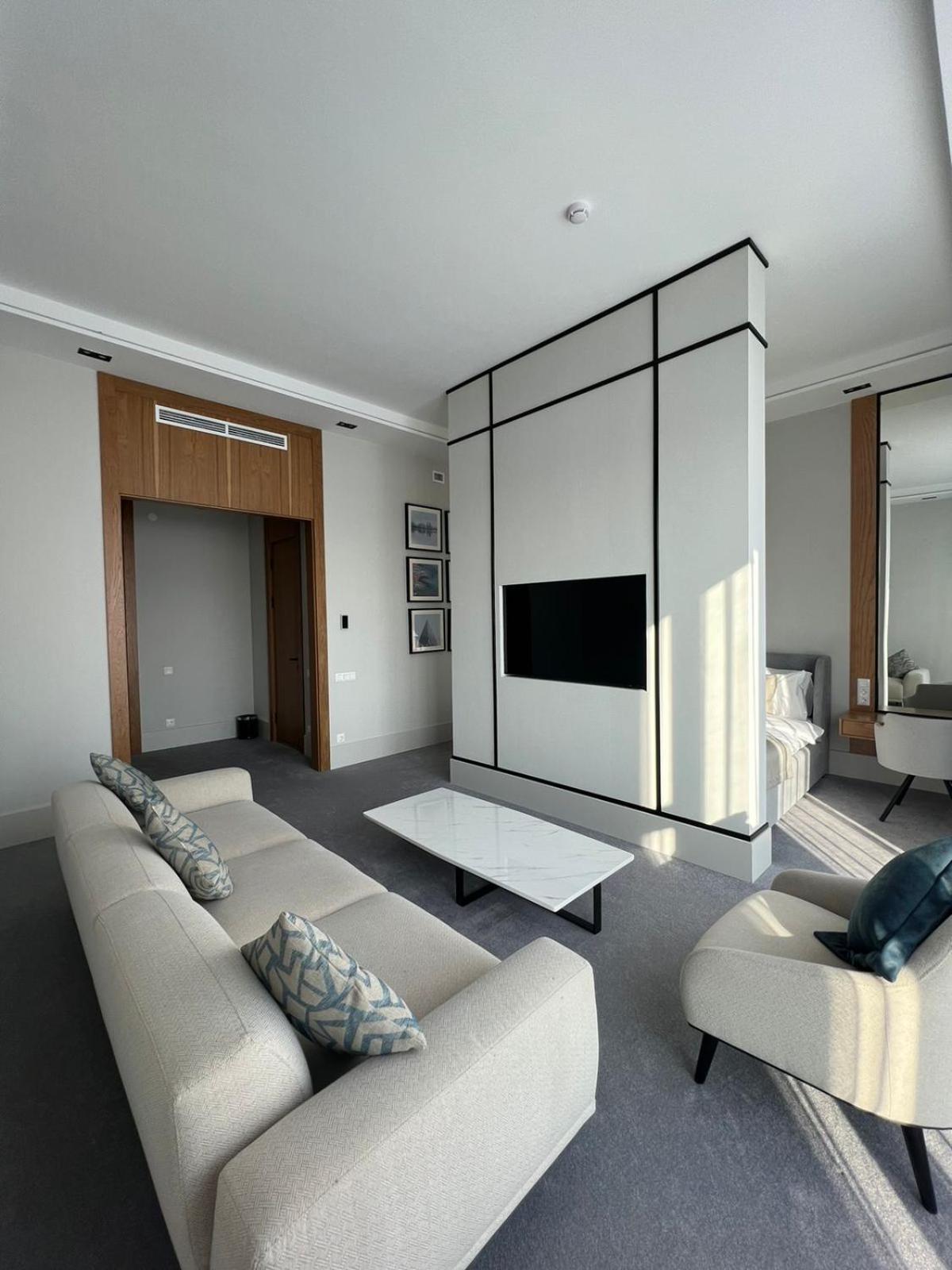 Neos Hotel Astana Eksteriør billede
